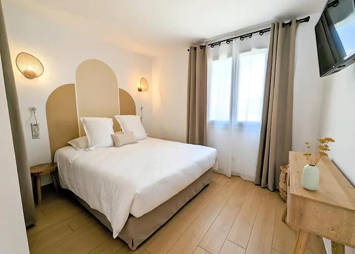 Flor Hotel Saint-Florent (Corsica)